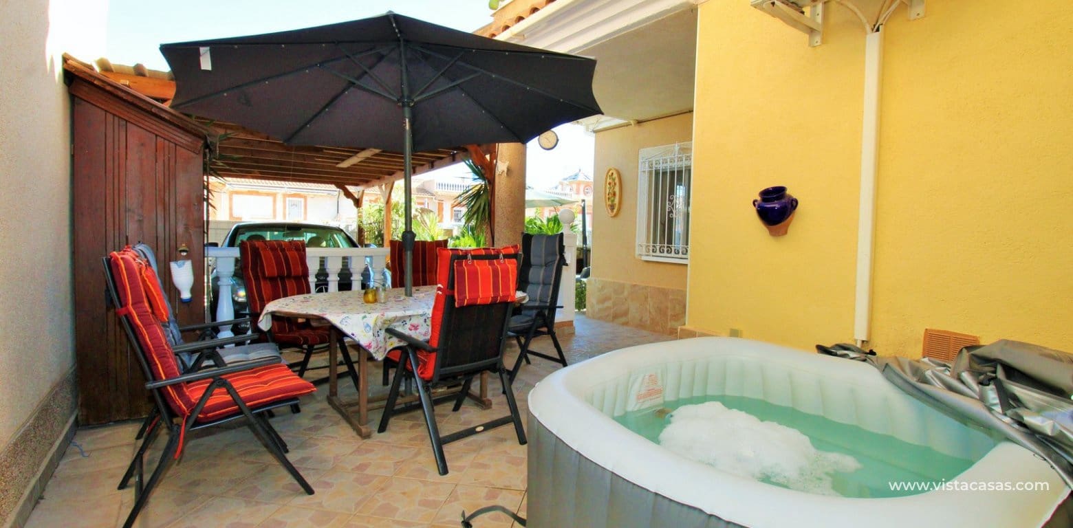 Chalet de 3 habitaciones en Playa Flamenca en venta con piscina garaje - 259.950 € (Ref: 10060618)