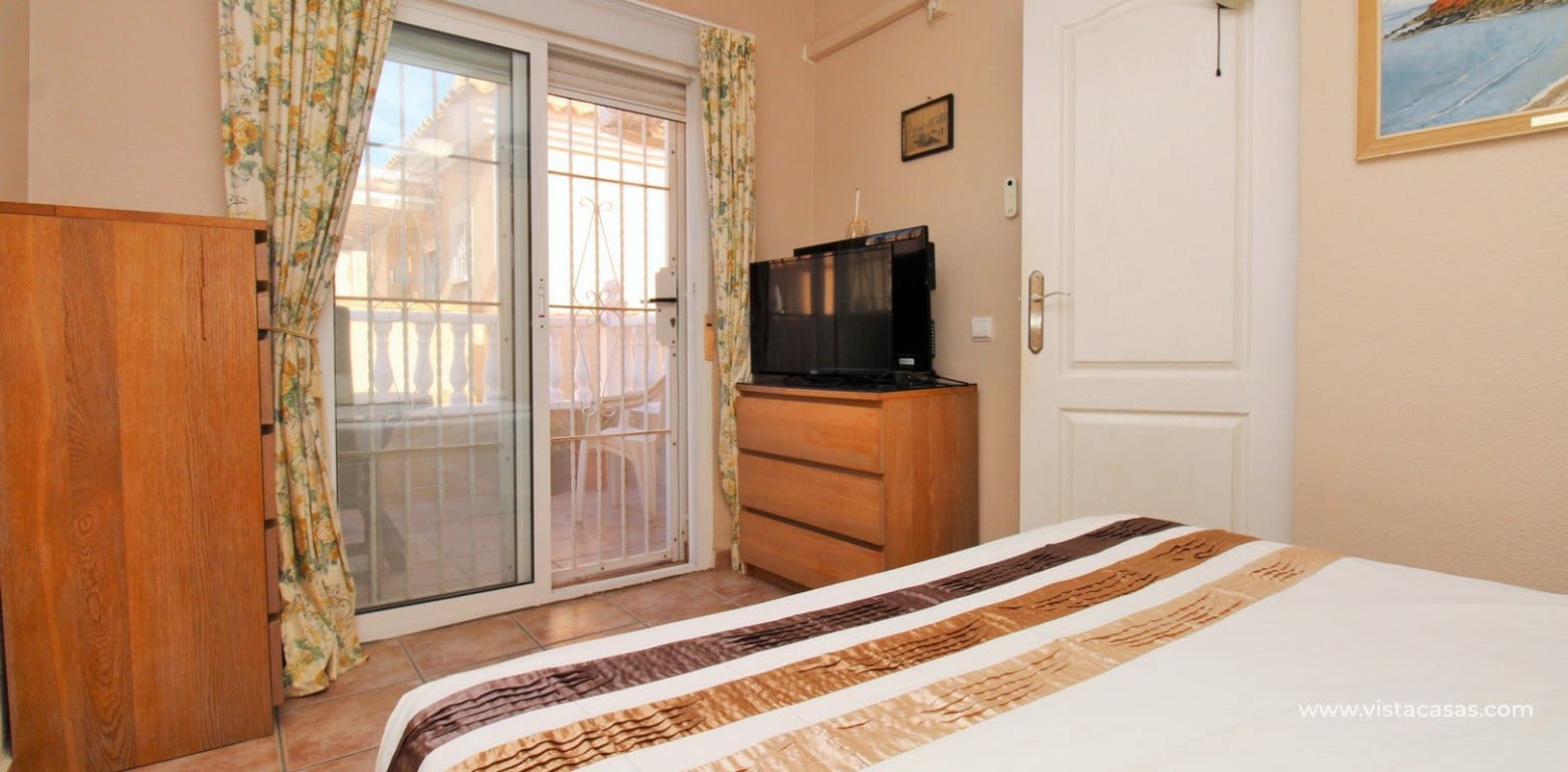 Chalet de 3 habitaciones en Playa Flamenca en venta con piscina garaje - 259.950 € (Ref: 10060618)