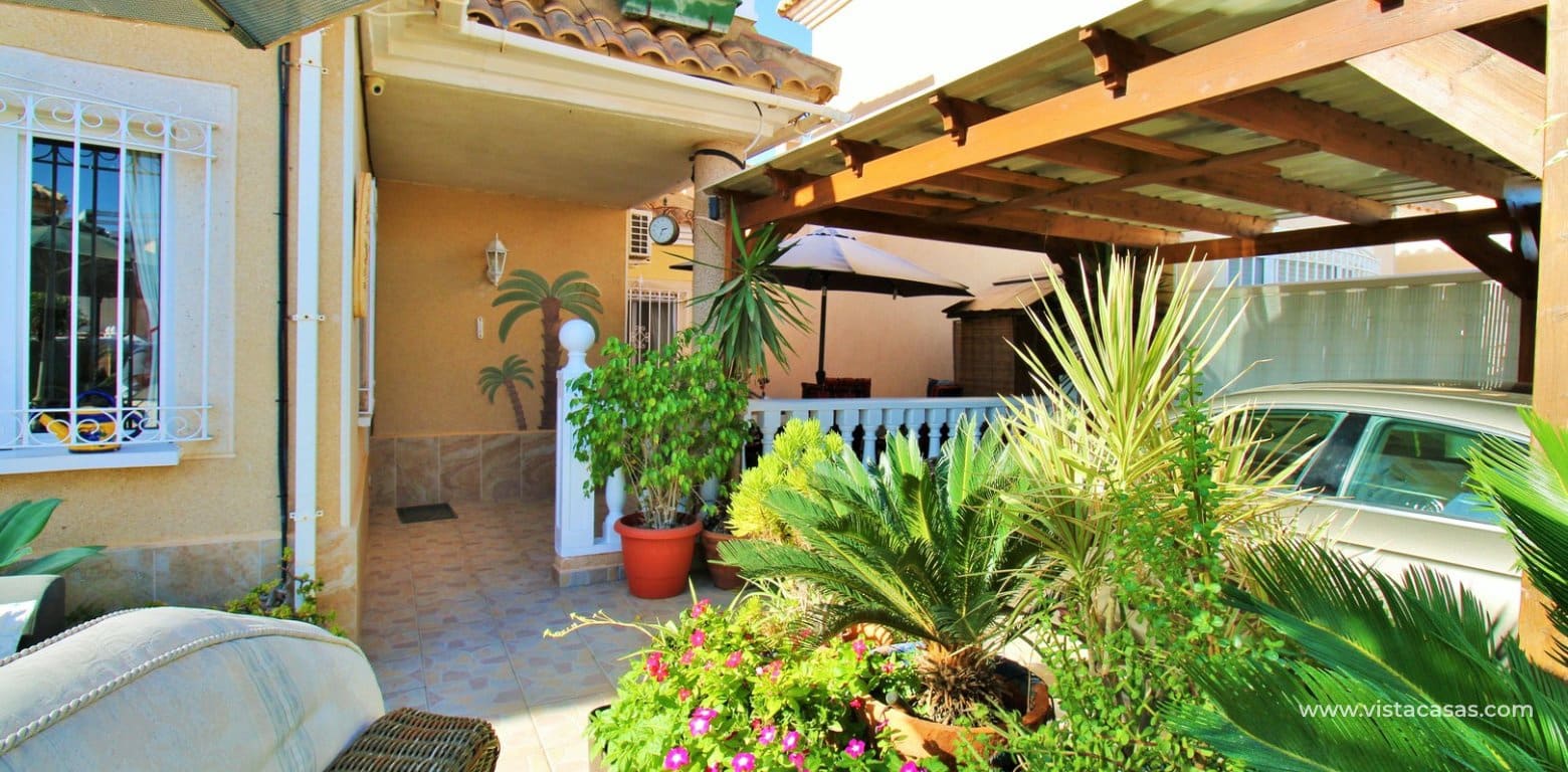 Chalet de 3 habitaciones en Playa Flamenca en venta con piscina garaje - 259.950 € (Ref: 10060618)