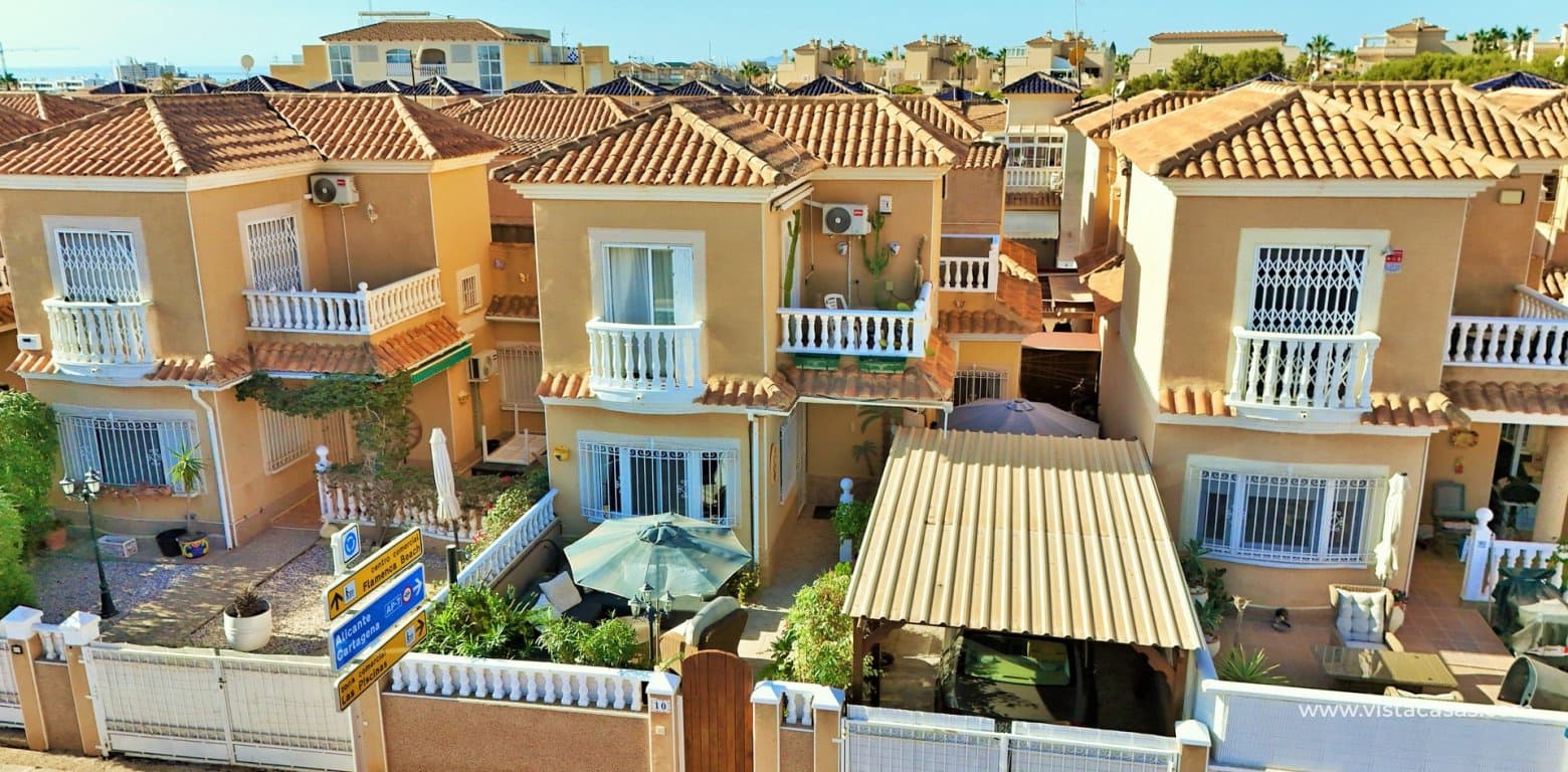 Chalet de 3 habitaciones en Playa Flamenca en venta con piscina garaje - 259.950 € (Ref: 10060618)