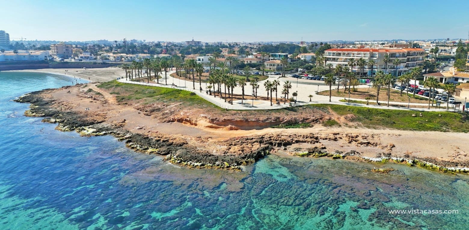 Chalet de 3 habitaciones en Playa Flamenca en venta con piscina garaje - 259.950 € (Ref: 10060618)