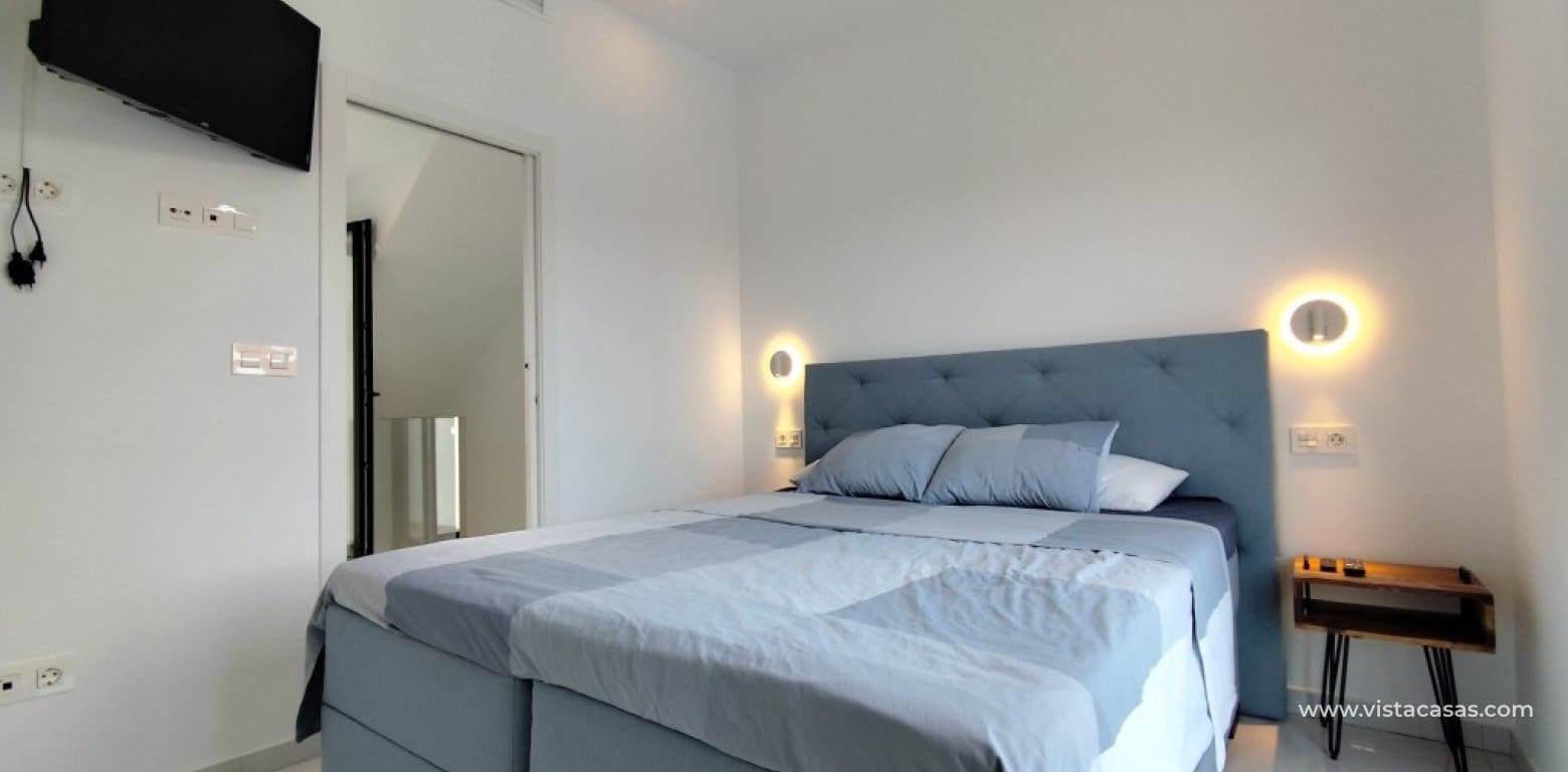 3 quarto Casa em Banda para venda em Bigastro com piscina garagem - 247 000 € (Ref: 10060619)
