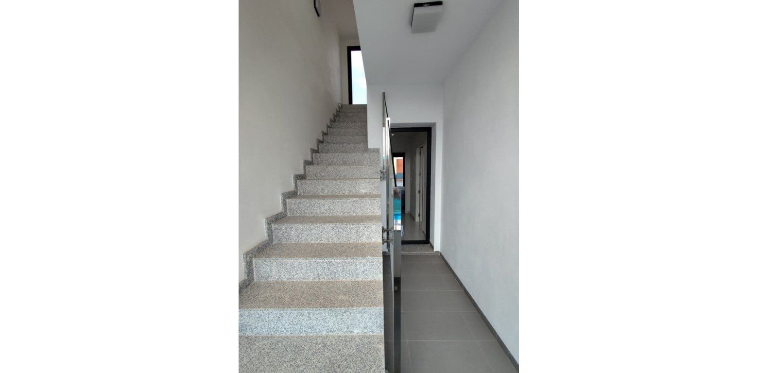 3 quarto Casa em Banda para venda em Bigastro com piscina garagem - 247 000 € (Ref: 10060619)