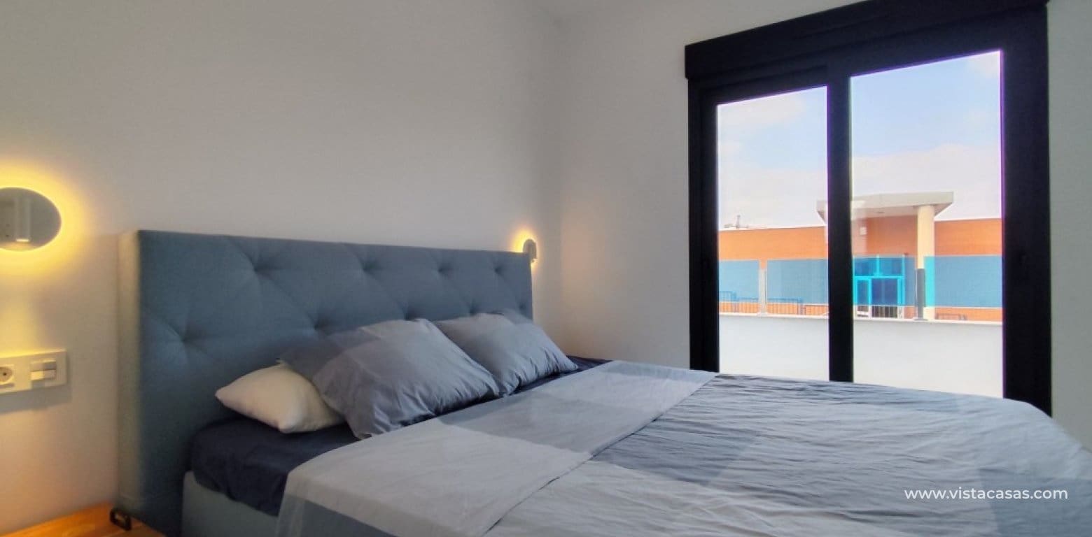 3 quarto Casa em Banda para venda em Bigastro com piscina garagem - 247 000 € (Ref: 10060619)