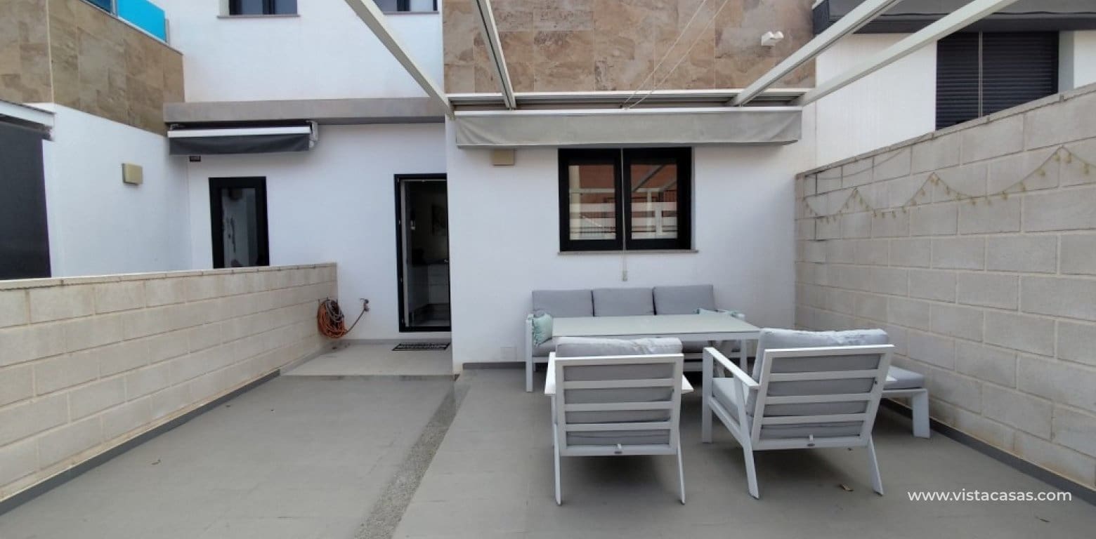 3 quarto Casa em Banda para venda em Bigastro com piscina garagem - 247 000 € (Ref: 10060619)