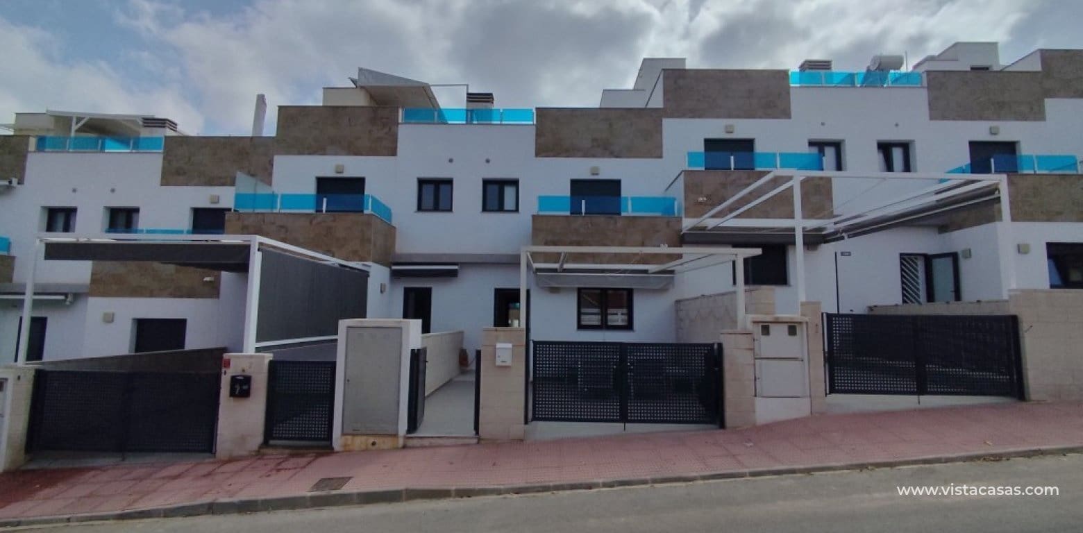 3 quarto Casa em Banda para venda em Bigastro com piscina garagem - 247 000 € (Ref: 10060619)