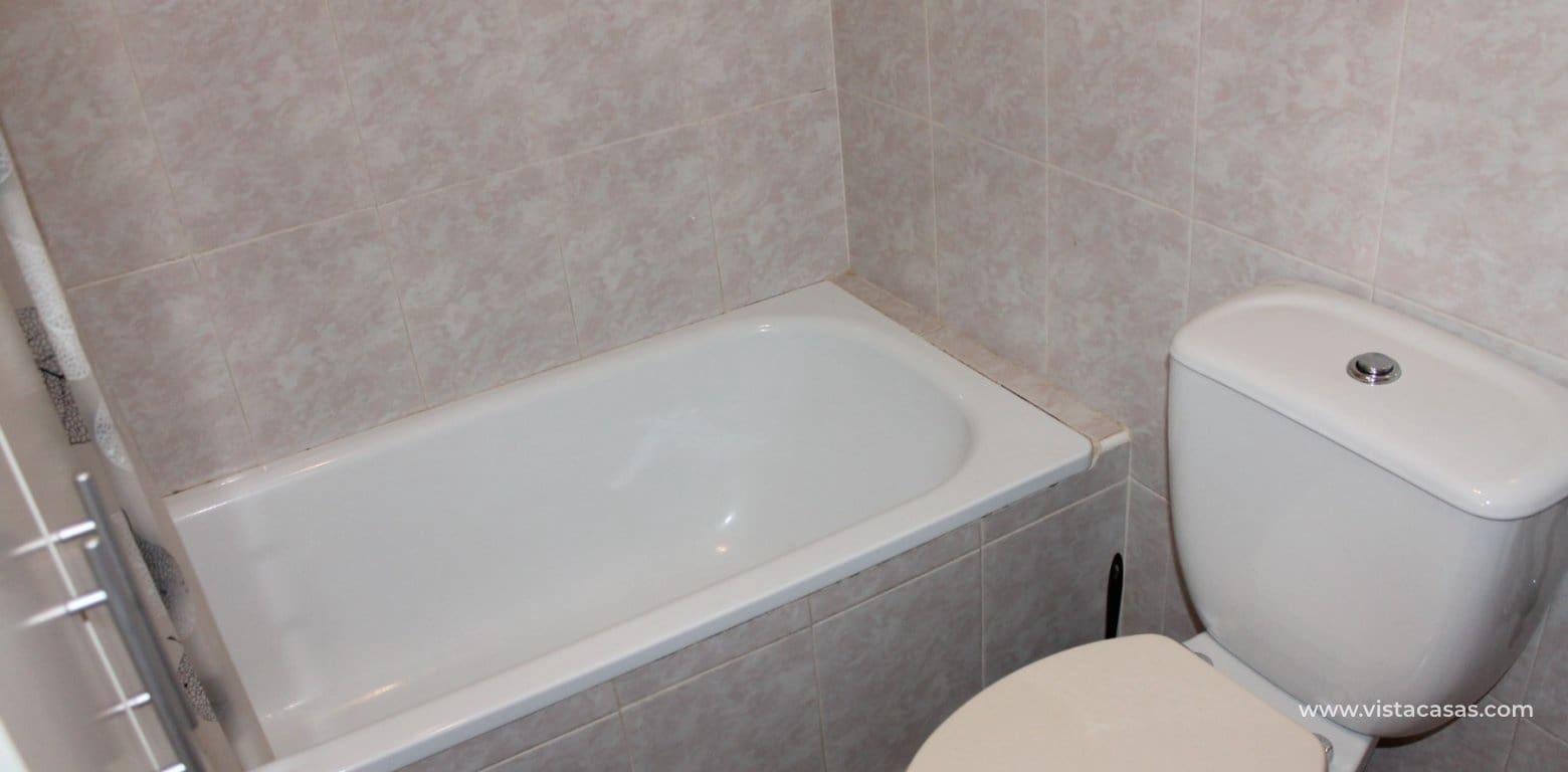 2 sovrum Lägenhet till salu i Playa Flamenca med pool - 145 000 € (Ref: 10062353)