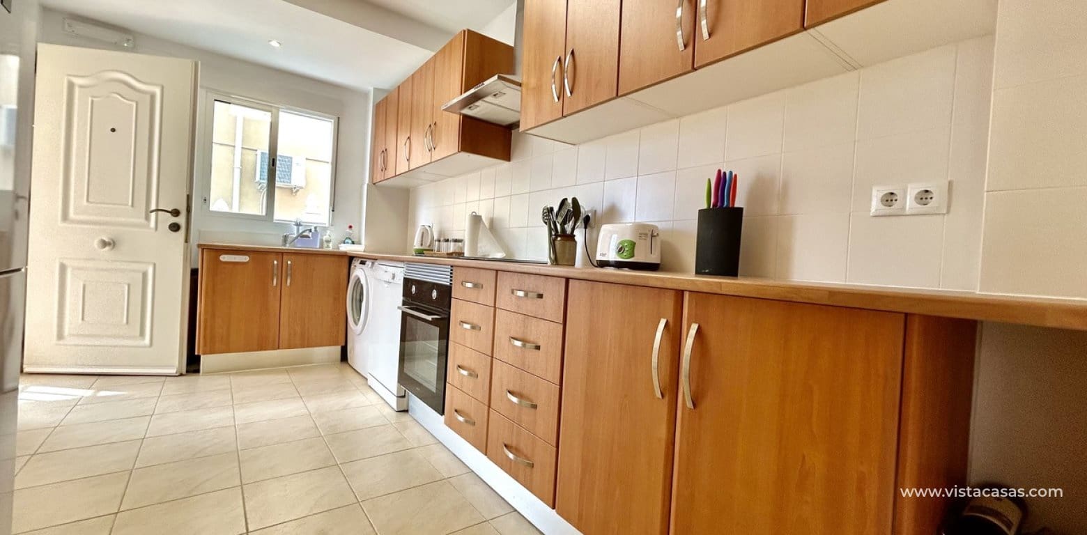 5 soverom Villa til salgs i Villamartin med svømmebasseng - € 269 000 (Ref: 10070200)