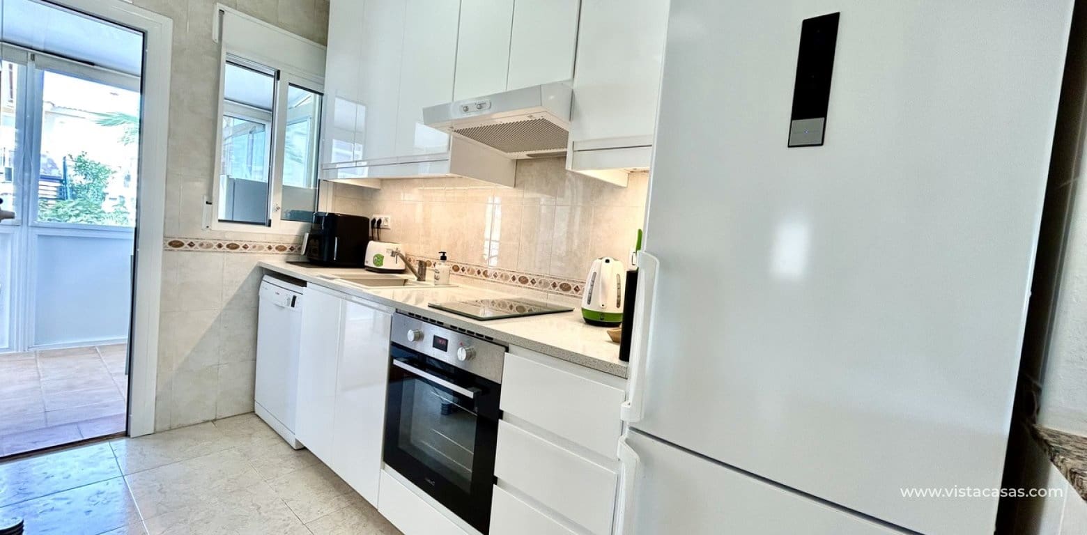 5 soverom Villa til salgs i Villamartin med svømmebasseng - € 269 000 (Ref: 10070200)