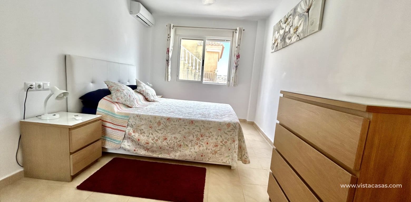 5 soverom Villa til salgs i Villamartin med svømmebasseng - € 269 000 (Ref: 10070200)