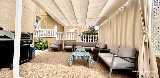 5 makuuhuone Huvila myytävänä paikassa Villamartin, Orihuela mukana uima-altaan - 269 000 € (Ref: 10070200)