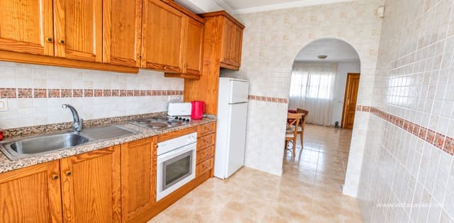 Apartamento de 2 habitaciones en Villamartin, Orihuela en venta con piscina - 134.950 € (Ref: 10070202)
