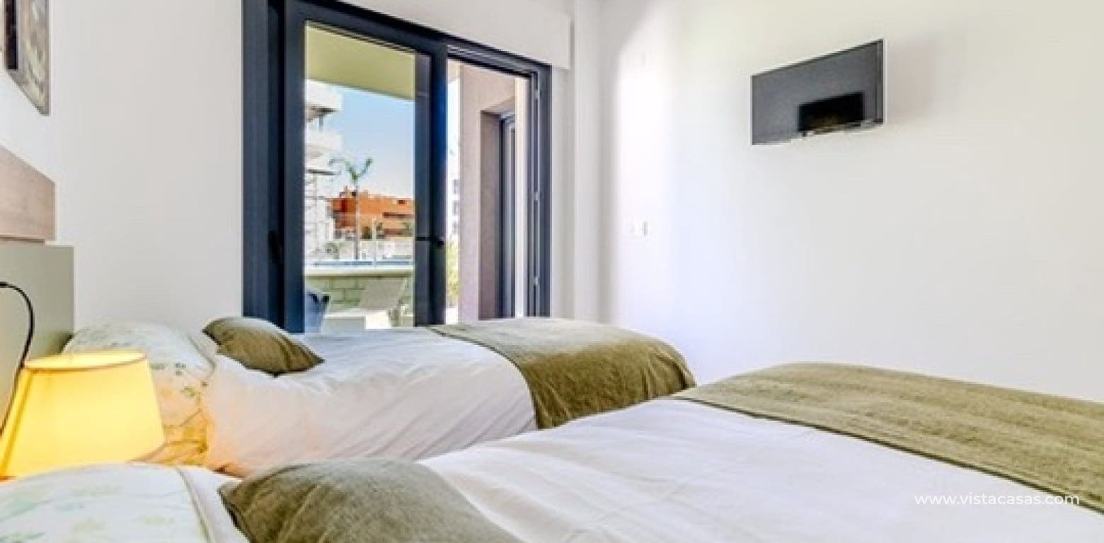 2 quarto Apartamento para venda em Villamartin com piscina garagem - 239 000 € (Ref: 10070203)