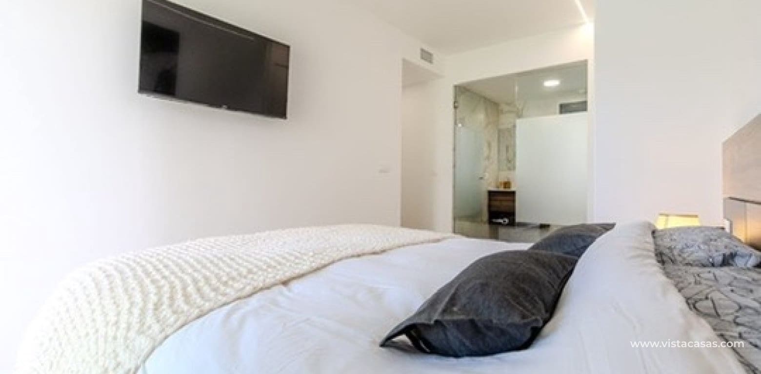 2 quarto Apartamento para venda em Villamartin com piscina garagem - 239 000 € (Ref: 10070203)