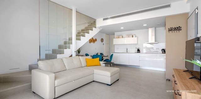 Chalet de 3 habitaciones en Villamartin, Orihuela en venta con piscina garaje - 429.000 € (Ref: 10070204)