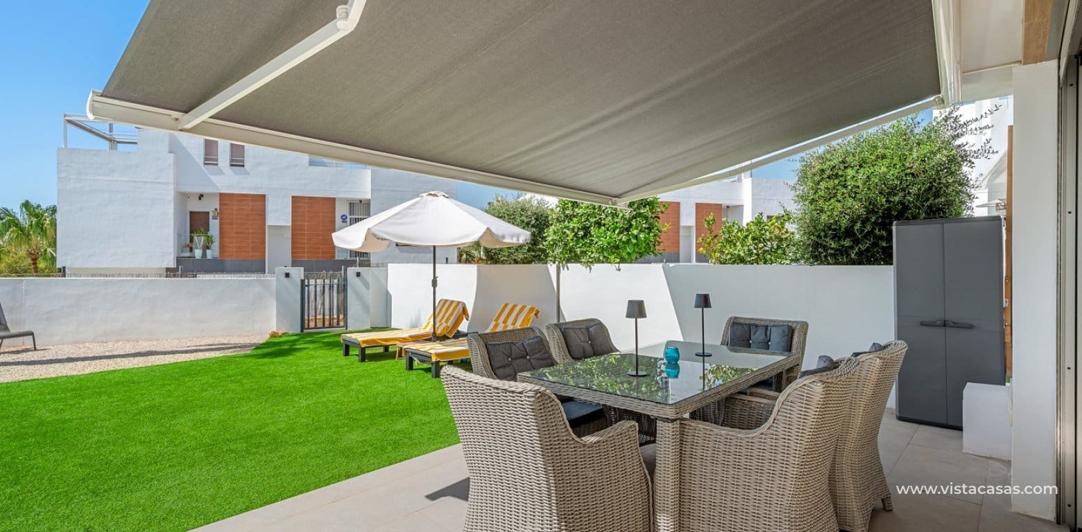 Chalet de 3 habitaciones en Villamartin en venta con piscina garaje - 429.000 € (Ref: 10070204)
