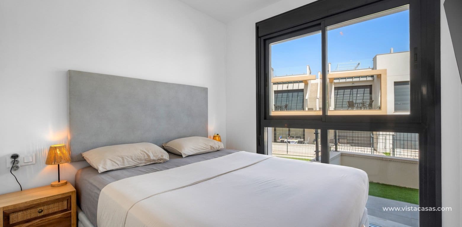 2 Zimmer Apartment zu verkaufen in Villamartin mit Pool Garage - 279.000 € (Ref: 10070205)