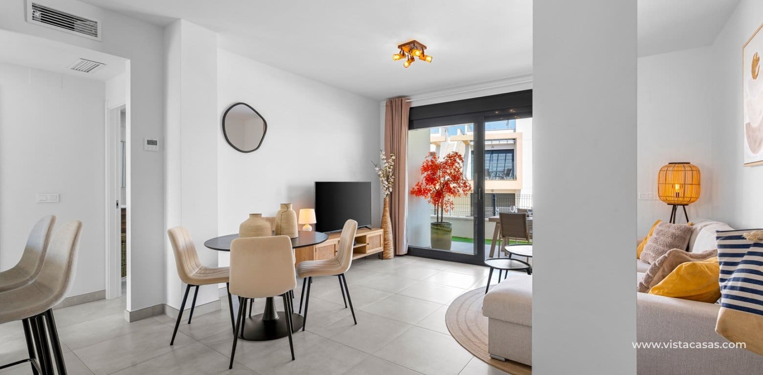 2 Zimmer Apartment zu verkaufen in Villamartin mit Pool Garage - 279.000 € (Ref: 10070205)