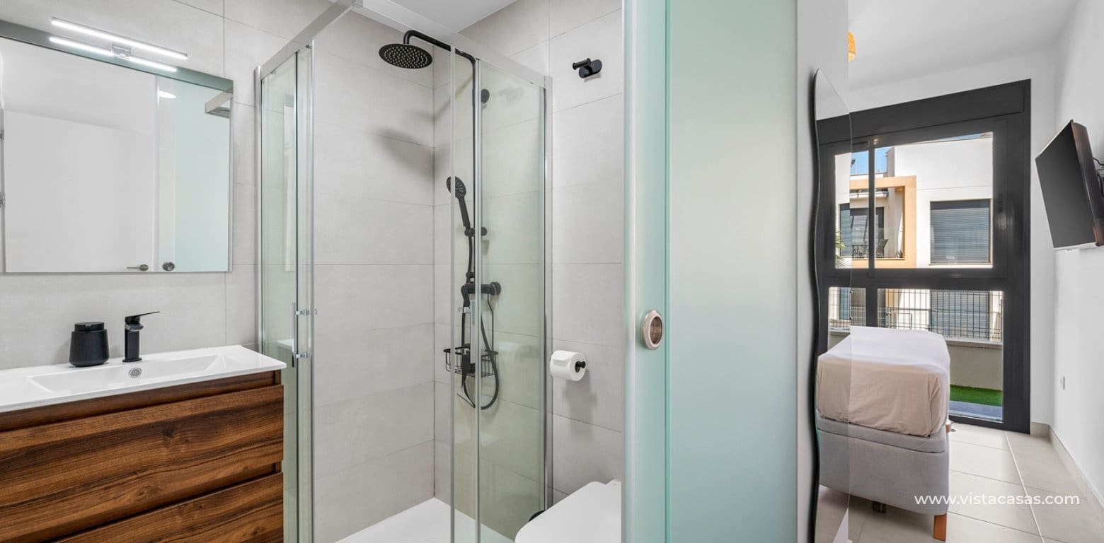 2 Zimmer Apartment zu verkaufen in Villamartin mit Pool Garage - 279.000 € (Ref: 10070205)
