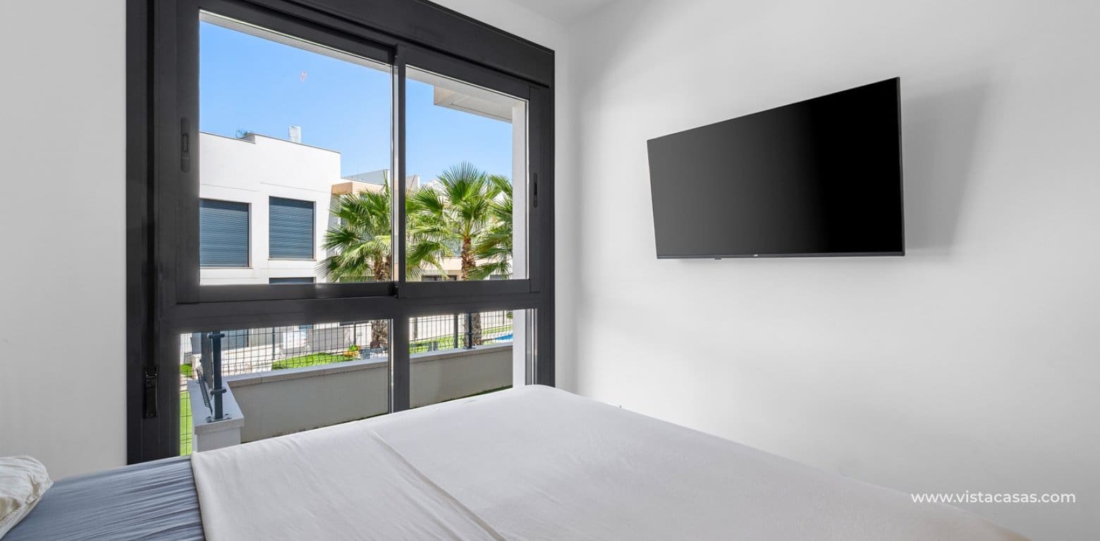 2 Zimmer Apartment zu verkaufen in Villamartin mit Pool Garage - 279.000 € (Ref: 10070205)
