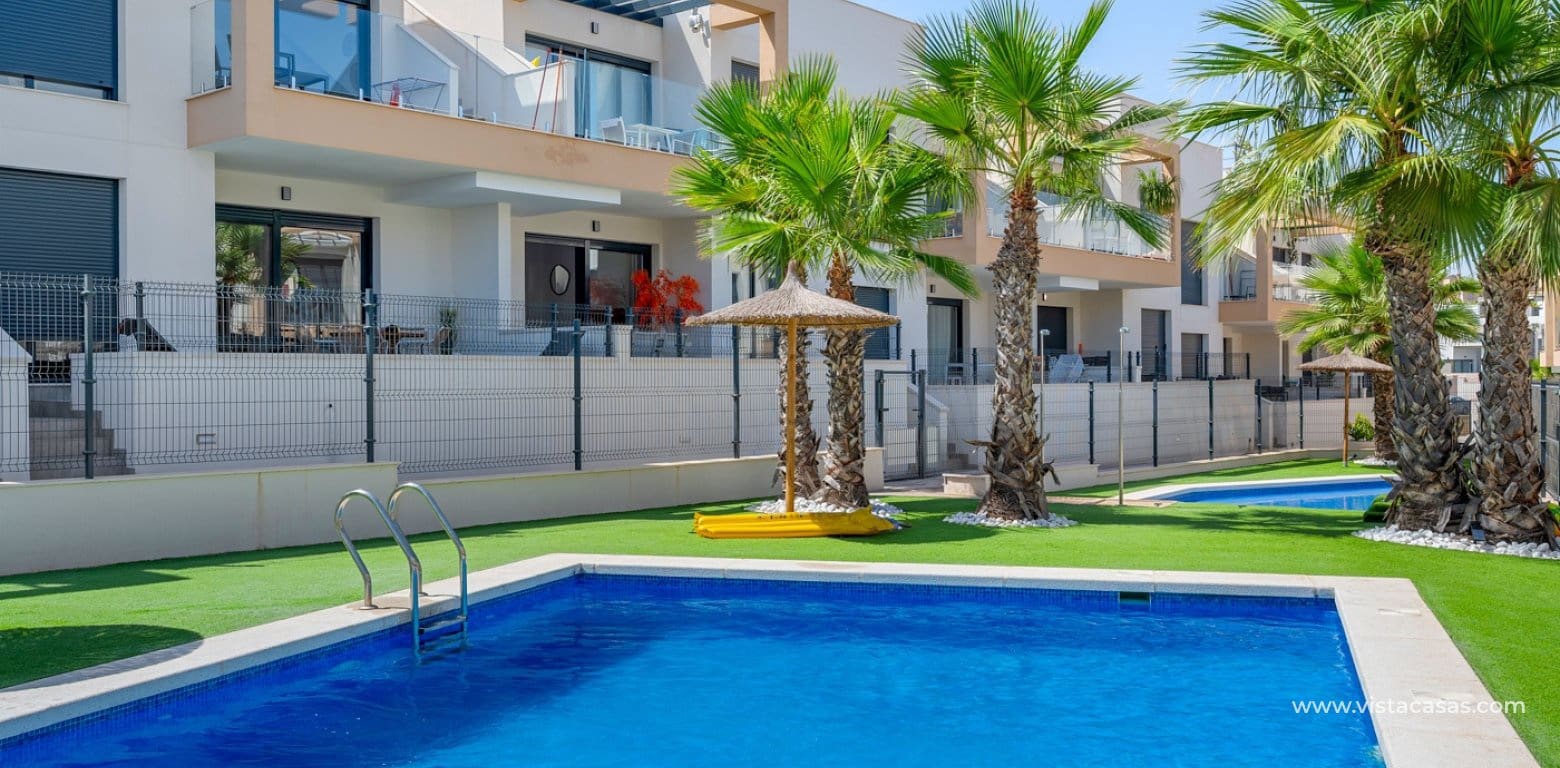 2 Zimmer Apartment zu verkaufen in Villamartin mit Pool Garage - 279.000 € (Ref: 10070205)