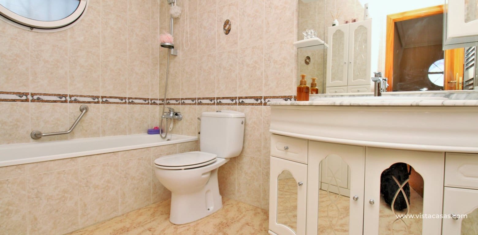 3 Zimmer Haus zu verkaufen in Villamartin mit Pool Garage - 229.950 € (Ref: 10074792)