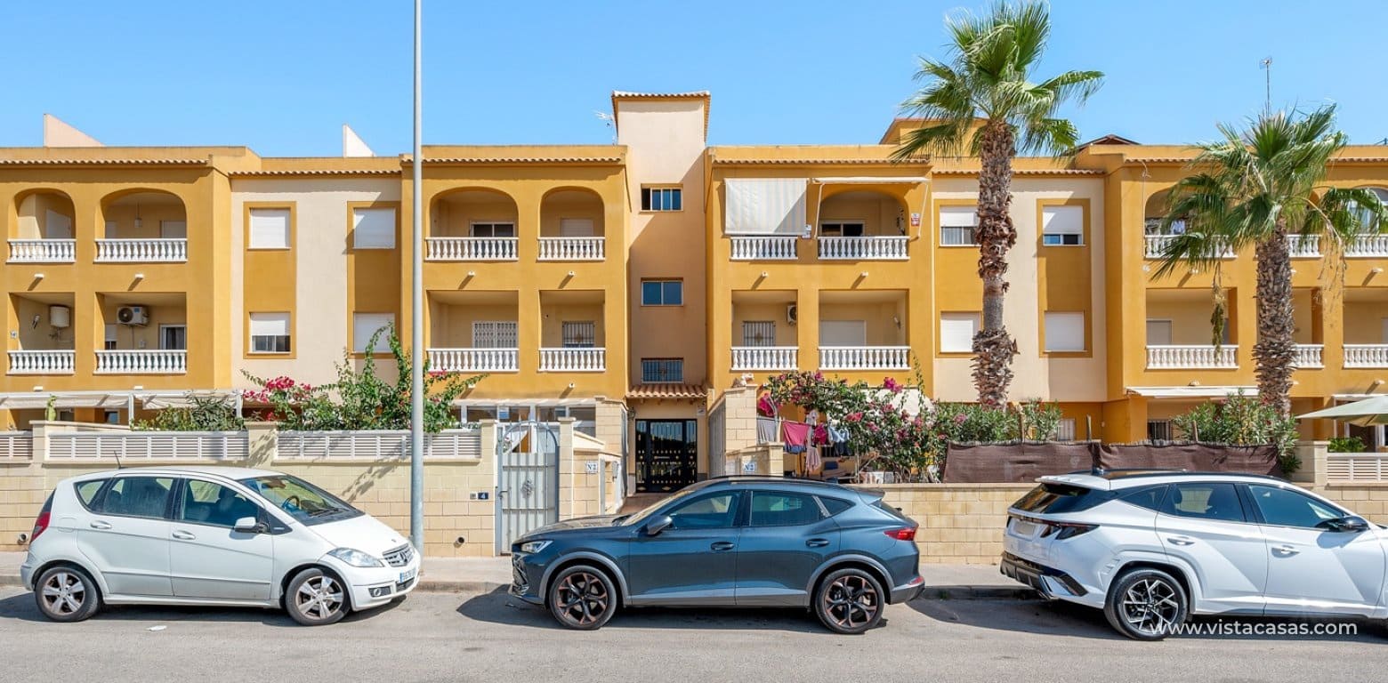 Apartamento de 3 habitaciones en Villamartin en venta con piscina - 189.000 € (Ref: 10076719)