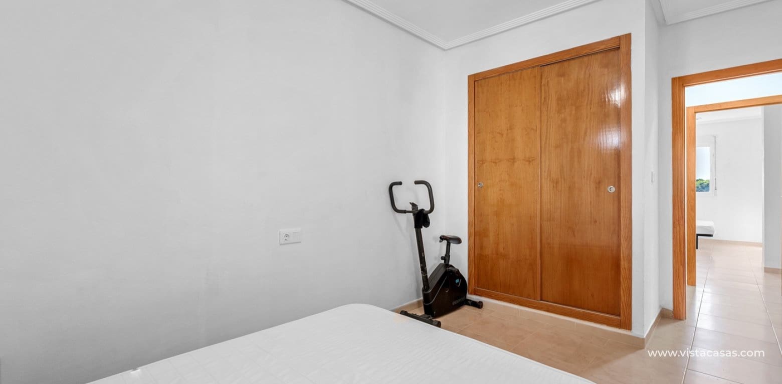 Apartamento de 3 habitaciones en Villamartin en venta con piscina - 189.000 € (Ref: 10076719)