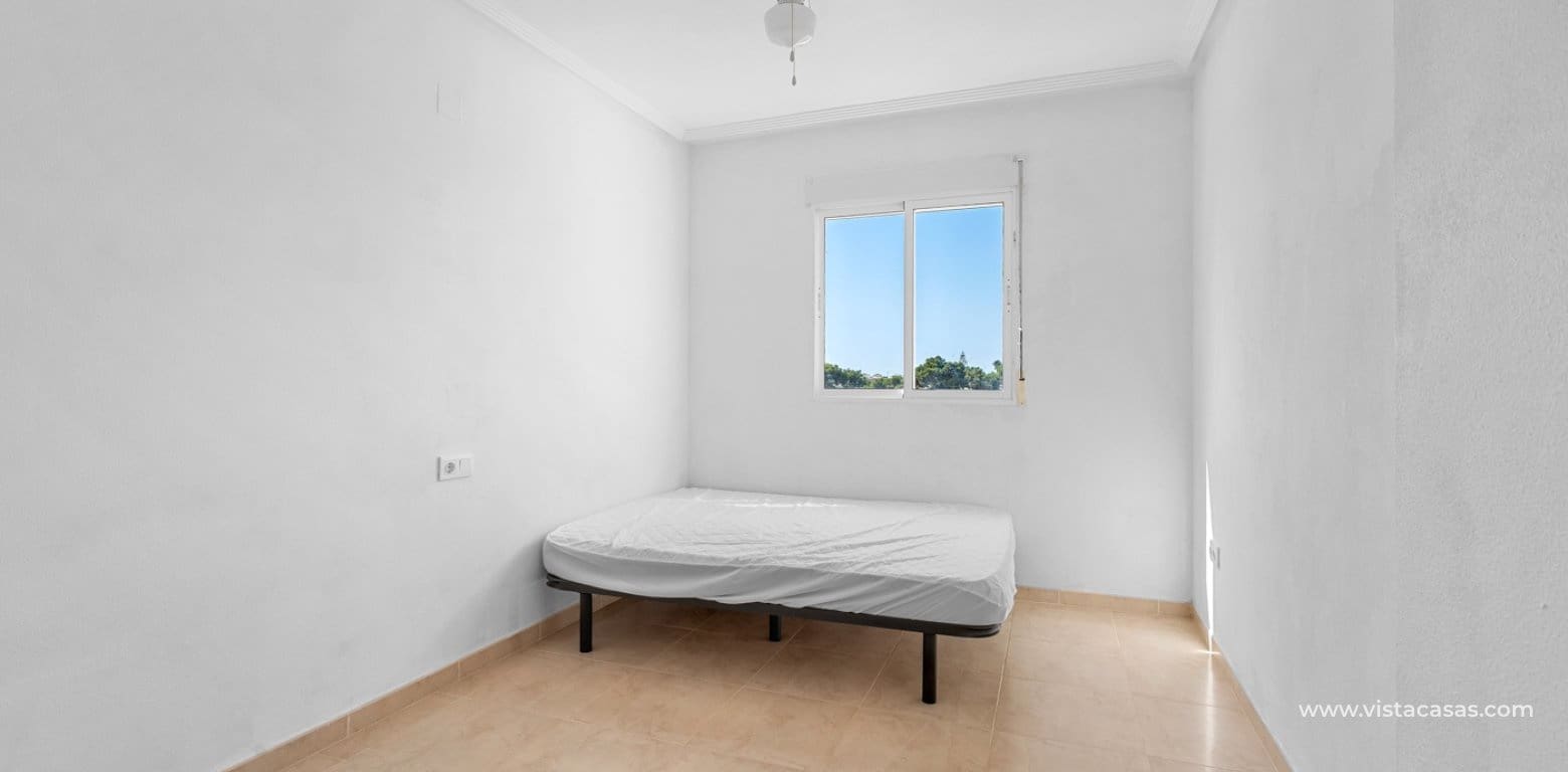 Apartamento de 3 habitaciones en Villamartin en venta con piscina - 189.000 € (Ref: 10076719)