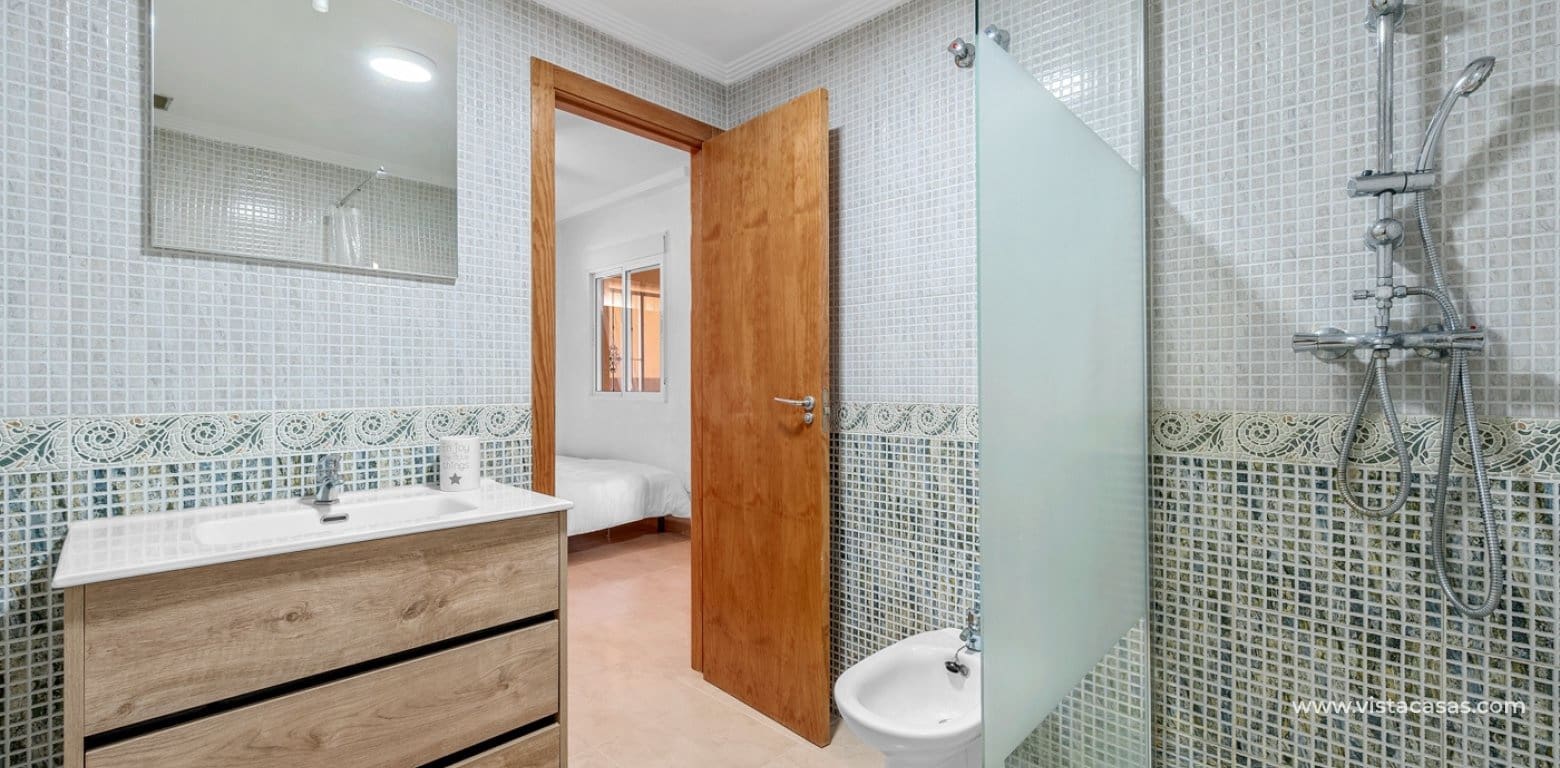 Apartamento de 3 habitaciones en Villamartin en venta con piscina - 189.000 € (Ref: 10076719)