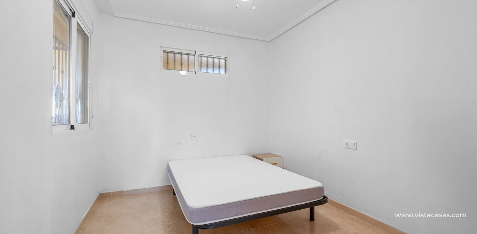 Apartamento de 3 habitaciones en Villamartin en venta con piscina - 189.000 € (Ref: 10076719)