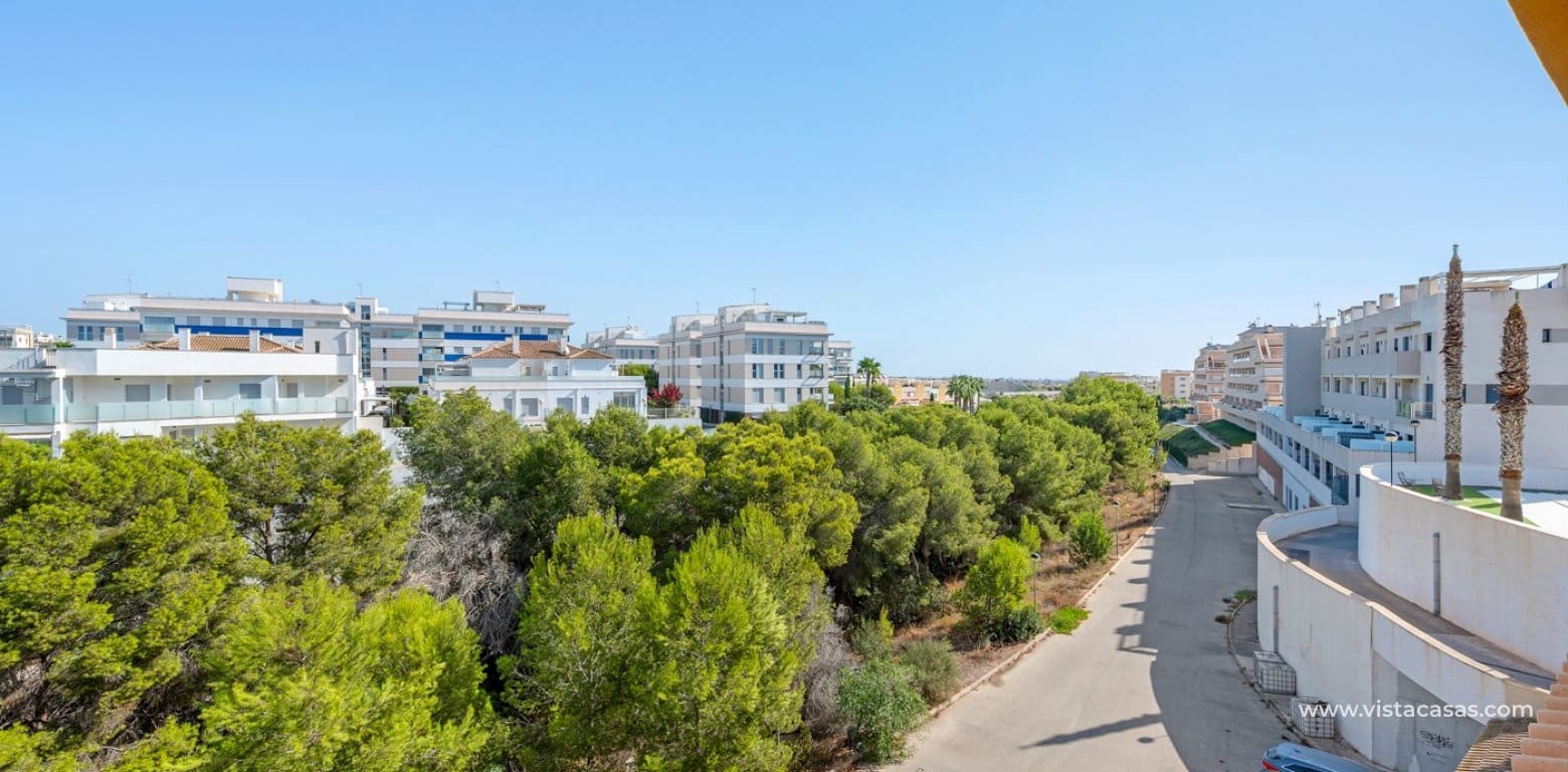 Apartamento de 3 habitaciones en Villamartin en venta con piscina - 189.000 € (Ref: 10076719)