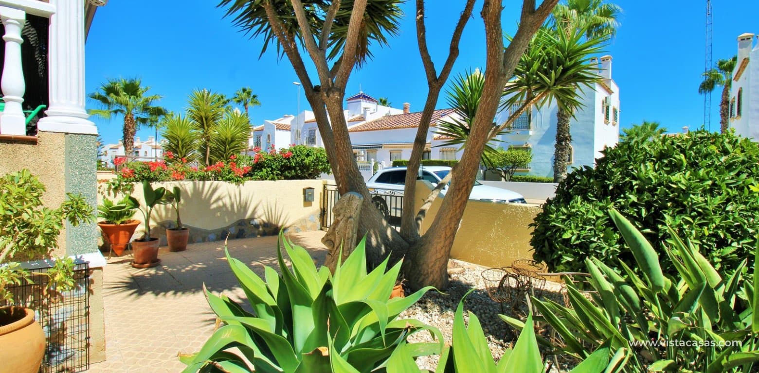 4 chambre Villa/Maison à vendre à Villamartin avec piscine - 419 000 € (Ref: 10076968)