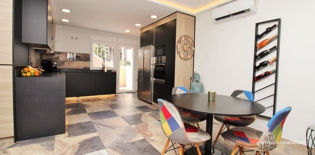 4 chambre Villa/Maison à vendre à Villamartin, Orihuela avec piscine - 419 000 € (Ref: 10076968)
