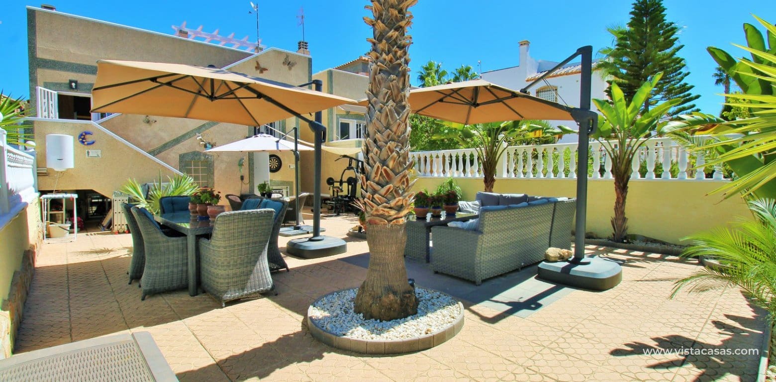 4 chambre Villa/Maison à vendre à Villamartin avec piscine - 419 000 € (Ref: 10076968)