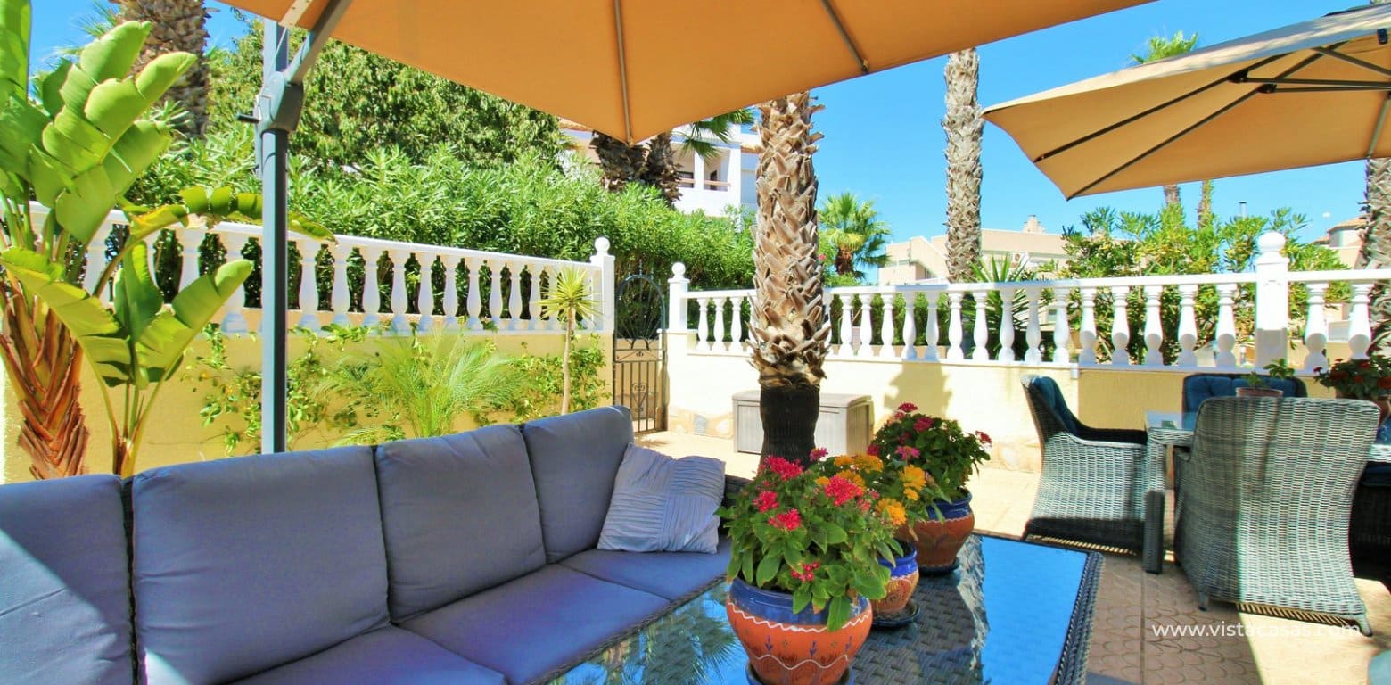 4 chambre Villa/Maison à vendre à Villamartin avec piscine - 419 000 € (Ref: 10076968)