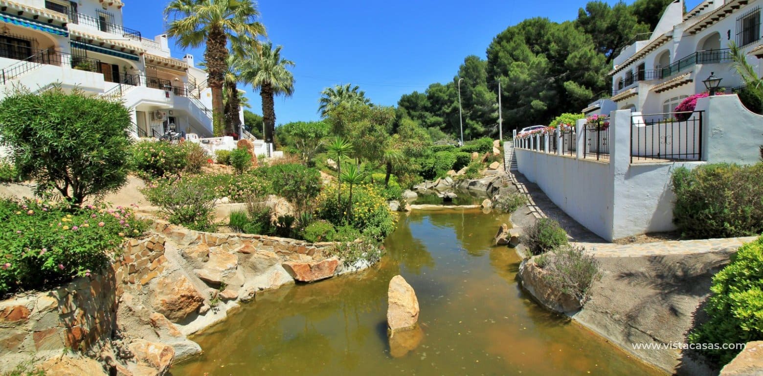 2 Zimmer Bungalow zu verkaufen in Villamartin mit Pool - 215.000 € (Ref: 10080371)
