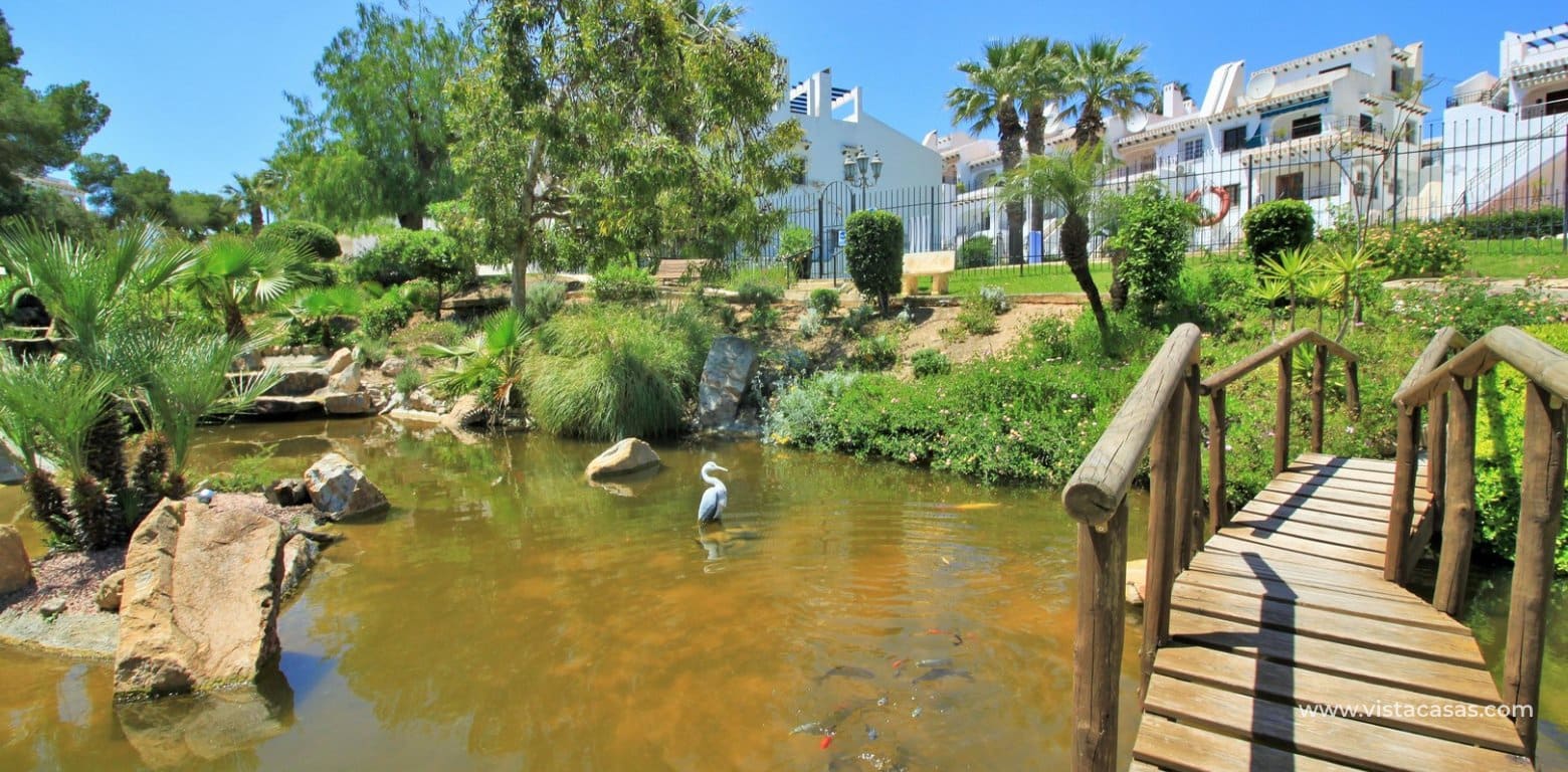 2 Zimmer Bungalow zu verkaufen in Villamartin mit Pool - 215.000 € (Ref: 10080371)
