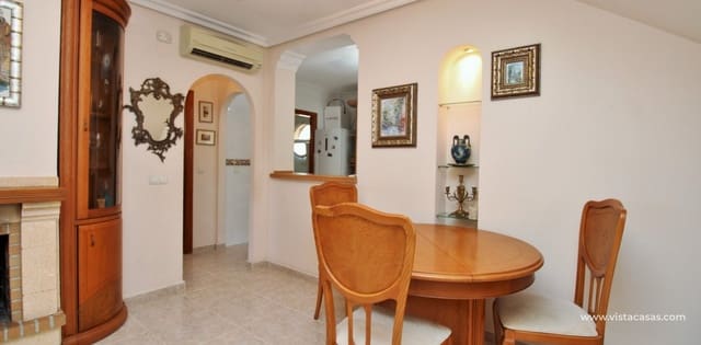 3 makuuhuone Huvila myytävänä paikassa Villamartin, Orihuela mukana uima-altaan 
autotalli - 369 000 € (Ref: 10088696)