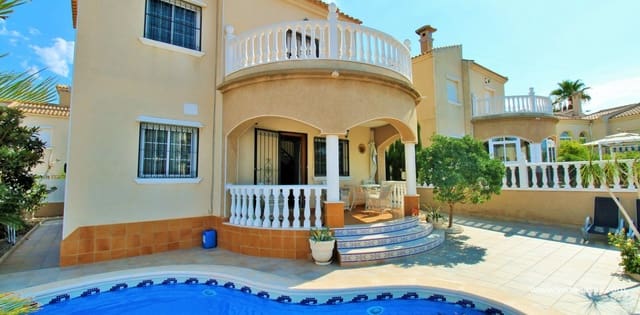 3 makuuhuone Huvila myytävänä paikassa Villamartin, Orihuela mukana uima-altaan 
autotalli - 369 000 € (Ref: 10088696)