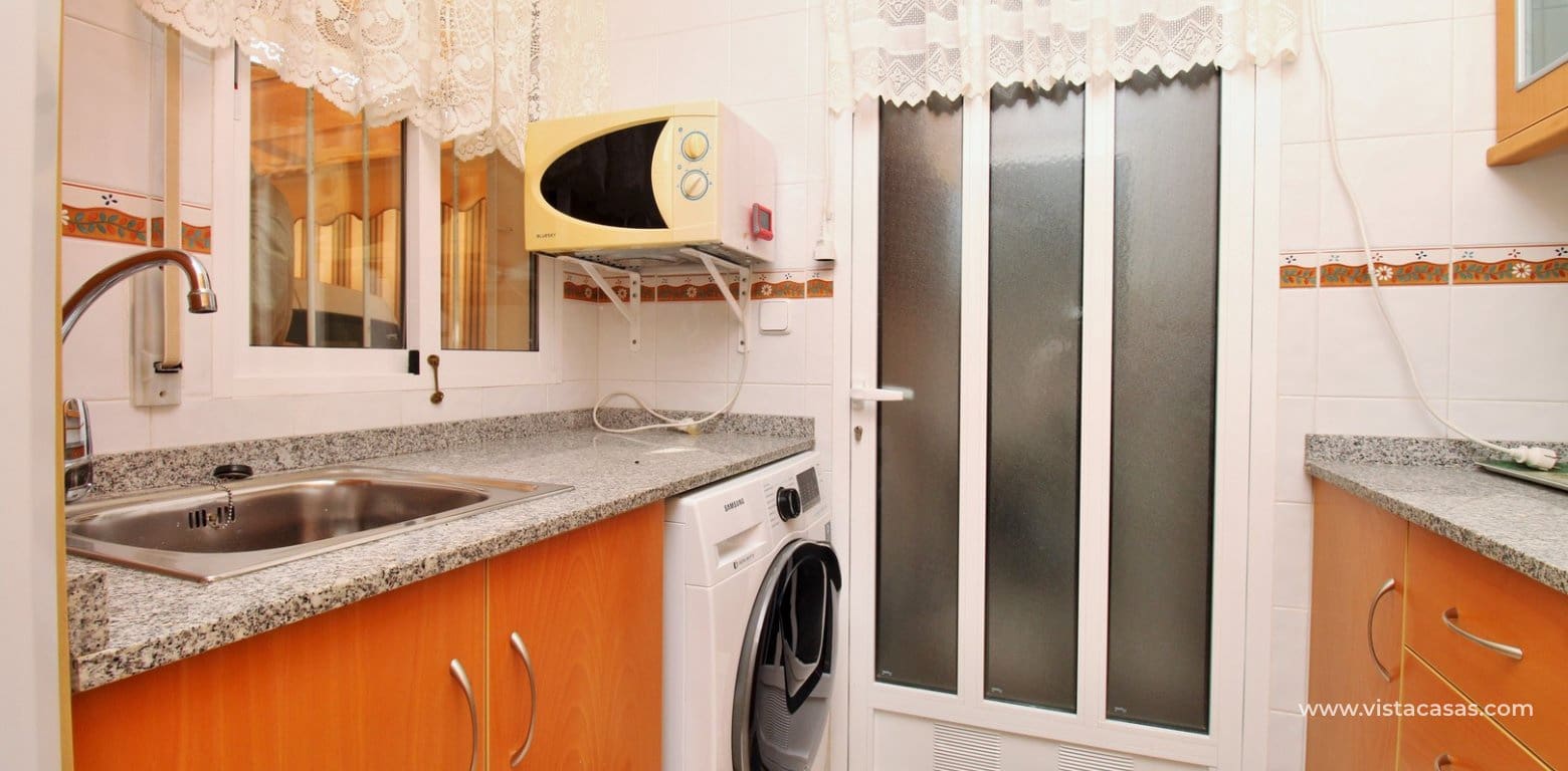 3 soverom Hus til salgs i Playa Flamenca med svømmebasseng garasje - € 225 000 (Ref: 10089995)