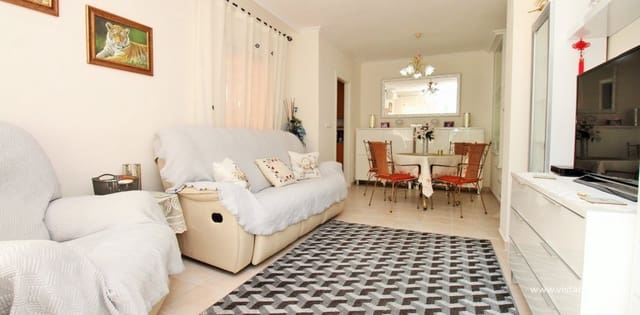 3 soverom Hus til salgs i Playa Flamenca, Orihuela med svømmebasseng garasje - € 225 000 (Ref: 10089995)