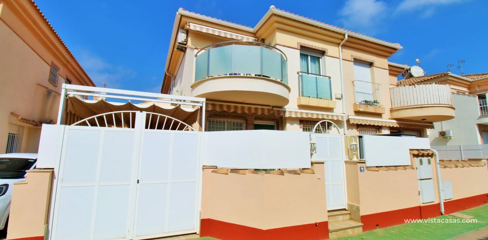 3 soverom Hus til salgs i Playa Flamenca med svømmebasseng garasje - € 225 000 (Ref: 10089995)