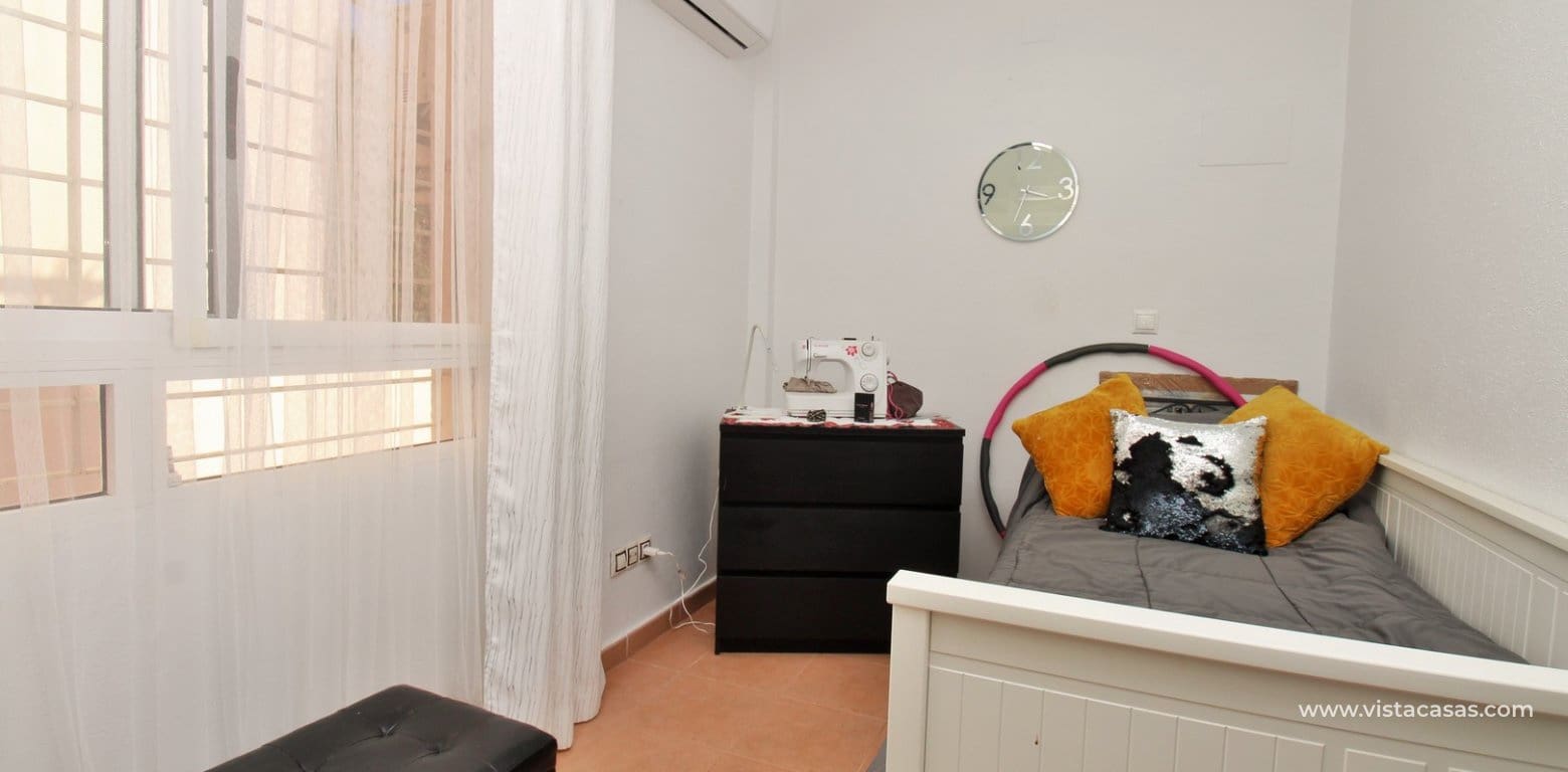 3 sovrum Hus till salu i Villamartin med pool garage - 199 950 € (Ref: 10095029)