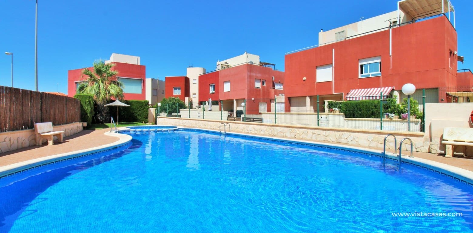 3 sovrum Hus till salu i Villamartin med pool garage - 199 950 € (Ref: 10095029)