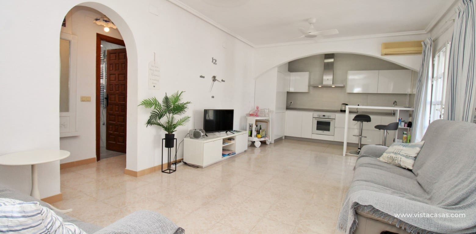 4 Zimmer Villa zu verkaufen in Villamartin mit Pool Garage - 379.995 € (Ref: 10095708)