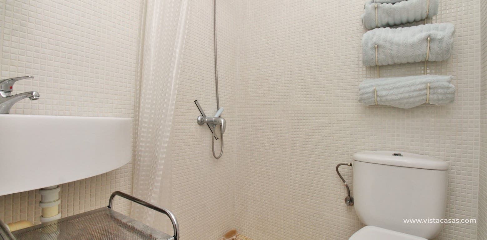4 Zimmer Villa zu verkaufen in Villamartin mit Pool Garage - 379.995 € (Ref: 10095708)