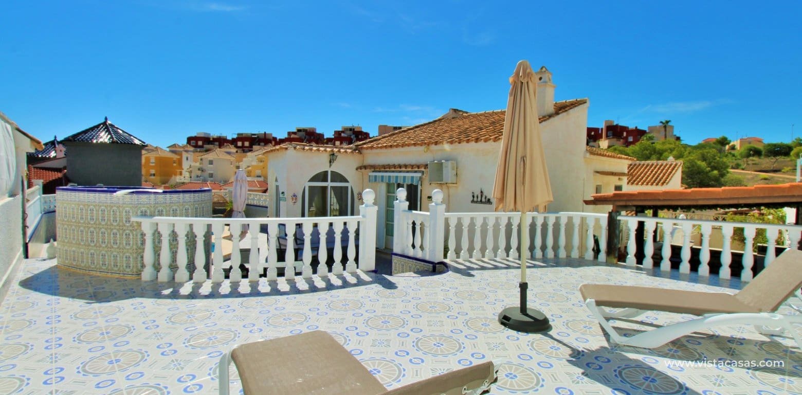 4 Zimmer Villa zu verkaufen in Villamartin mit Pool Garage - 379.995 € (Ref: 10095708)