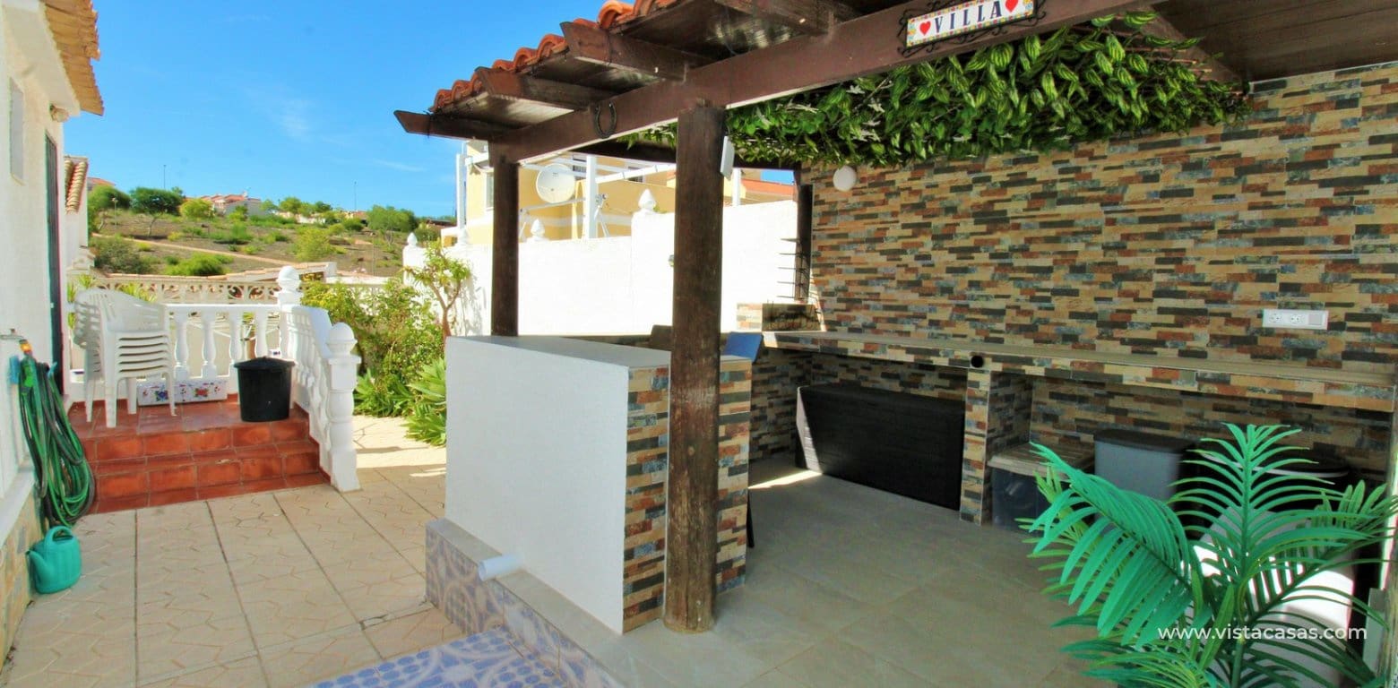 4 Zimmer Villa zu verkaufen in Villamartin mit Pool Garage - 379.995 € (Ref: 10095708)