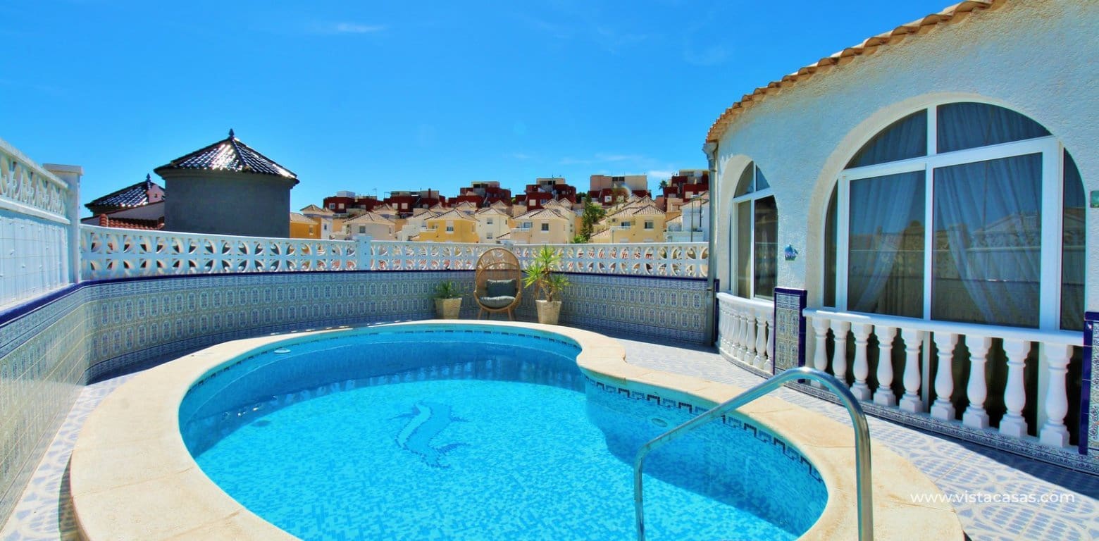 4 Zimmer Villa zu verkaufen in Villamartin mit Pool Garage - 379.995 € (Ref: 10095708)